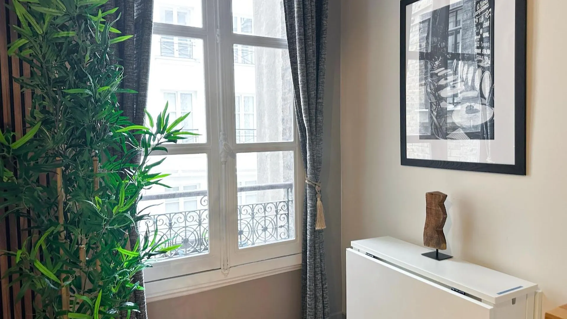 Louvre - Cosy apartment - 1631 Paris