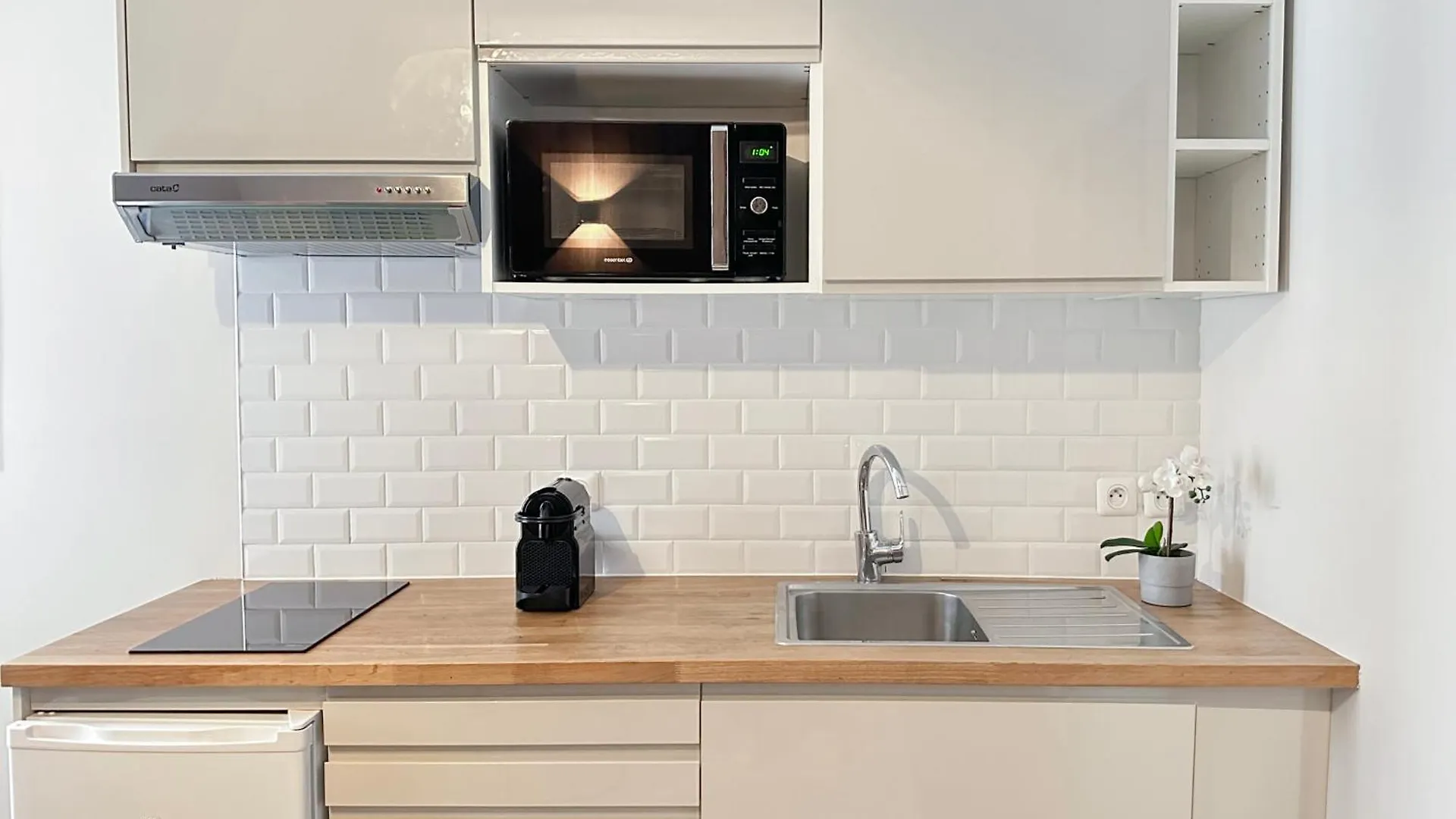 Unique Flat Near Louvre & Palais Royal Apartment Paris