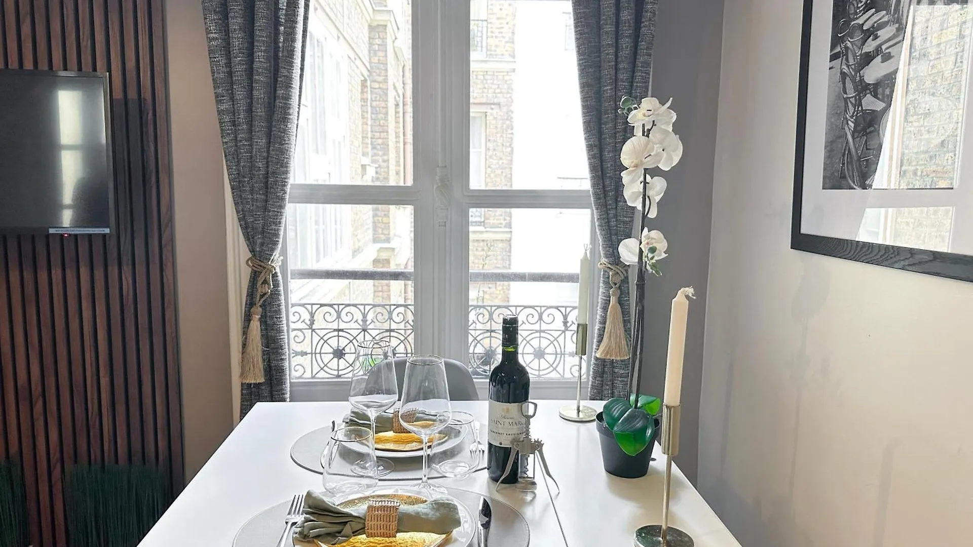 Unique Flat Near Louvre & Palais Royal Apartment Paris 0*,  France