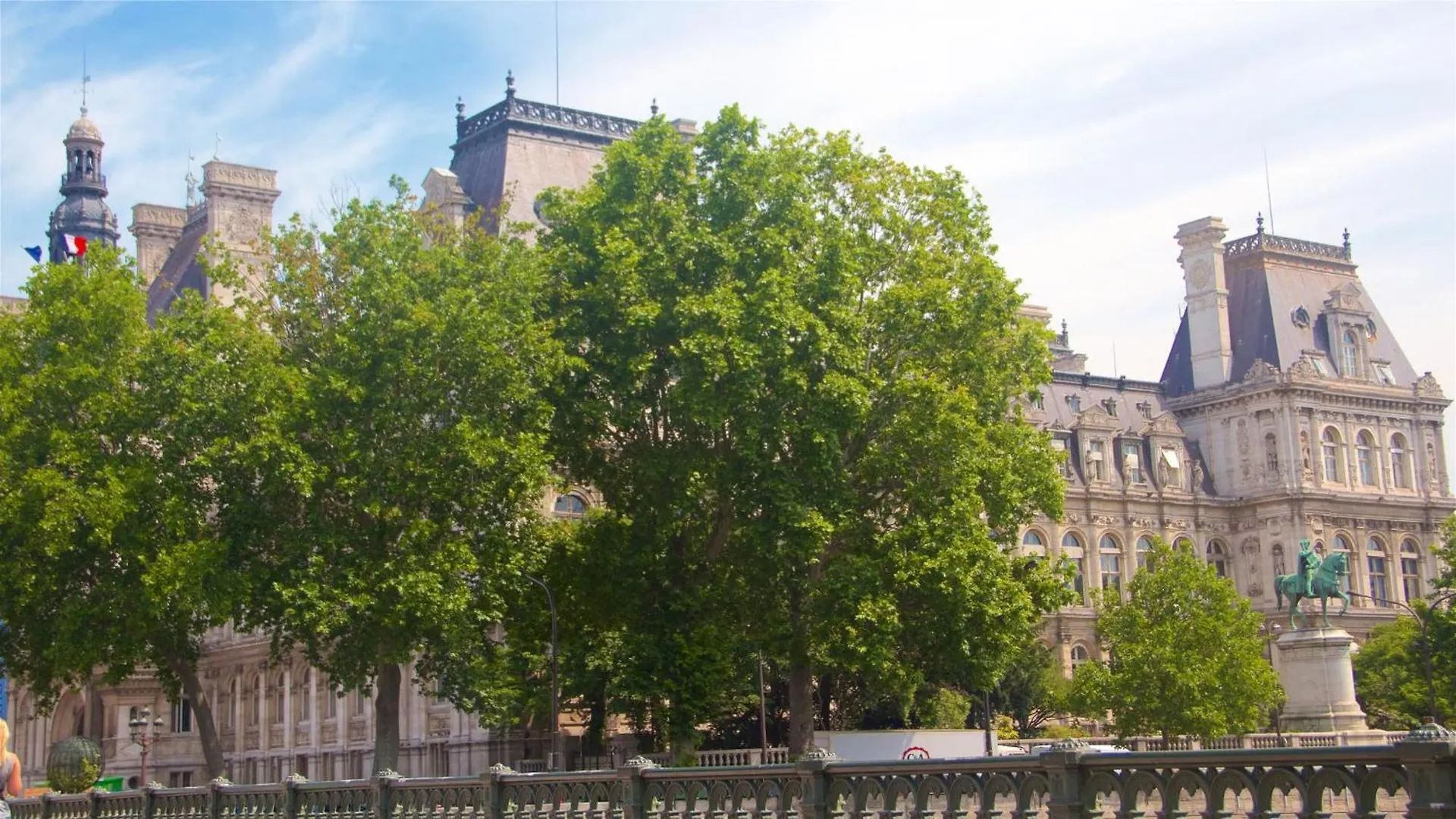 Unique Flat Near Louvre & Palais Royal Apartment Paris
